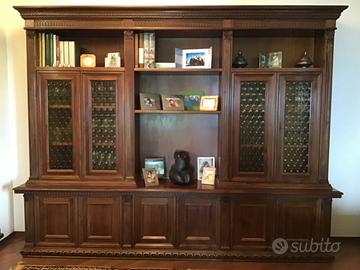 Mobile da salotto in legno noce