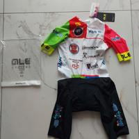 materiale ciclismo vario