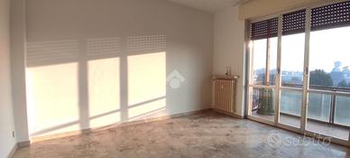 3 LOCALI A LONATE POZZOLO