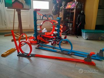 garage e piste  varie Hot wheels