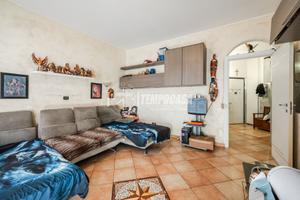 "A.ze P.zza San Lorenzo" - 2 LOCALI TRASFORMABIL
