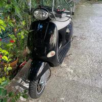 Piaggio Vespa 125 ET4 - 1998