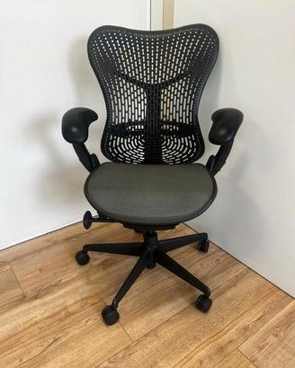 Herman Miller Mirra FullOptional ricondizionata