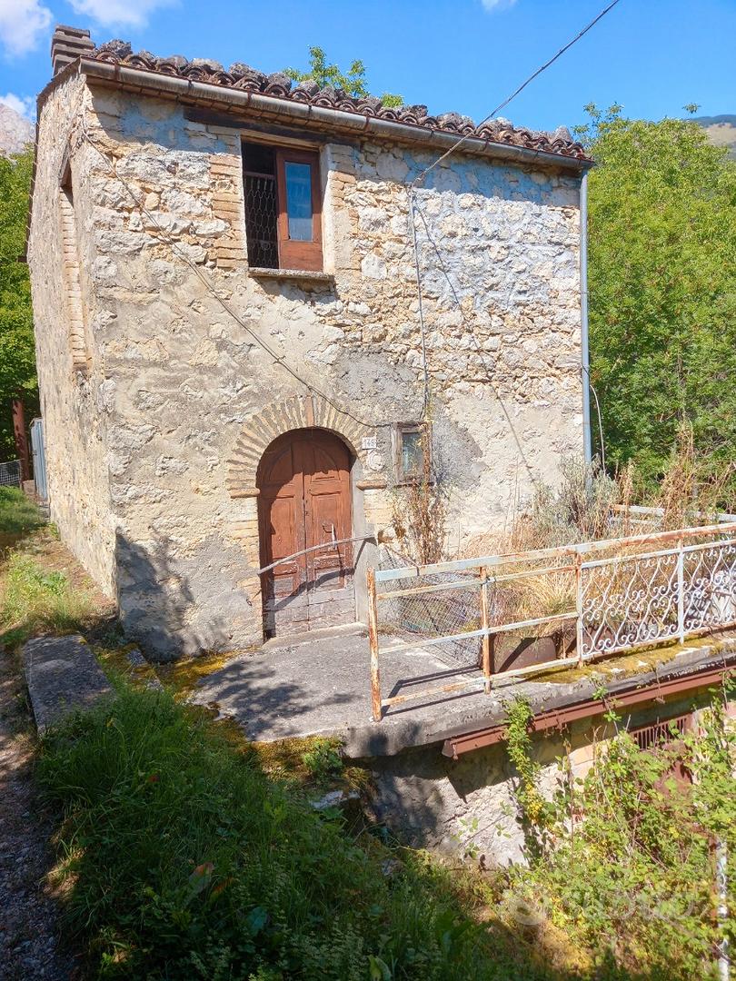 Rustici e Terreni - Vista 2