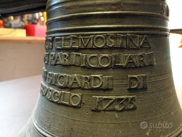 Antica campana in bronzo del 1733 - arte sacra