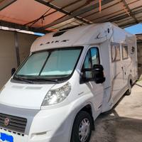 Camper semintegrale Laika X710R 