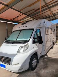 Camper semintegrale Laika X710R 