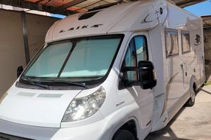 Camper semintegrale Laika X710R 