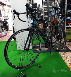 Bici Bianchi Infinito CV Shimano Ultegra 21V M.57