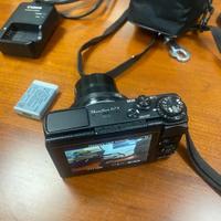 Canon G7X + 2 batterie + custodia