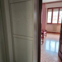 Mobile bianco a serrandina €200