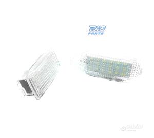 FANALI A LED PER PIEDI E PORTE BMW F30 F20 E84 F01