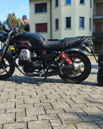 Moto Guzzi V7 special edition