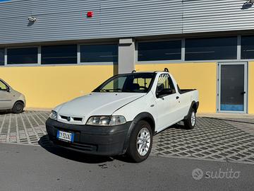 Fiat Strada 1.9 JTD 2005