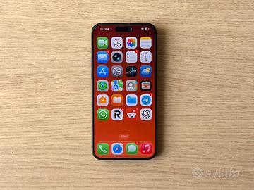 iPhone 15 Pro Max 256 GB come nuovo + cover