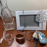 Gioielli acciaio, argento e materiale plastico