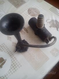 micro tromba a d aria a pedale