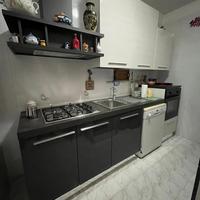 Cucina pari al nuovo