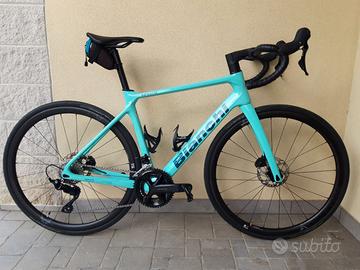 Bici corsa Bianchi Infinito 105 12V Tg. 53