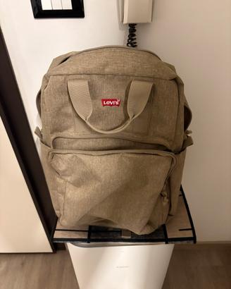 Zaino levis