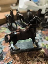 Miniatura vintage di Cavallo da collezione in Meta