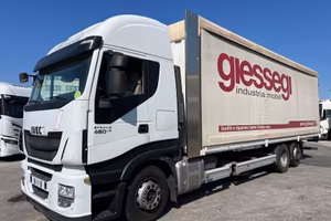 Iveco Hi-Way 460, motrice 3 assi full pneumatica