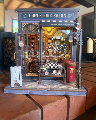 Barberia in Miniatura Book Nook – Fatto a Mano