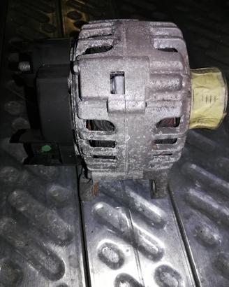 Alternatore RENAULT NEW TWINGO 1150cc benzina 2013