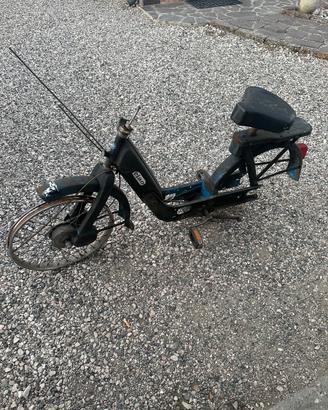 Telaio e altri pezzi Piaggio ciao