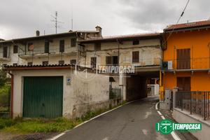 TERRATETTO SEMI-RISTRUTTURATO IN ZONA BEDISCO