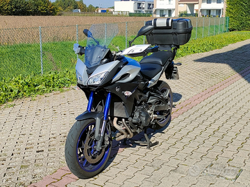 Yamaha tracer 900