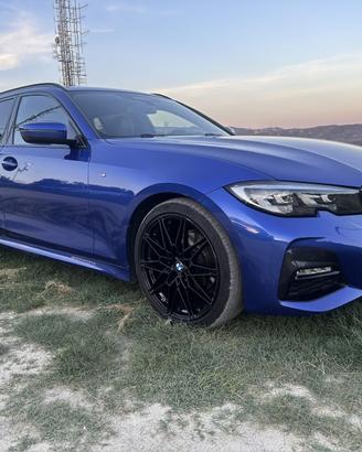 BMW 320d xDrive Touring M Sport FULL