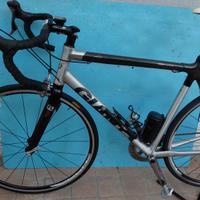 Bici GIANT TCR ADVANCED ALLIANCE 1.0 - tg L
