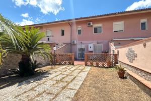 Faro Superiore - 4 locali, giardino e box auto