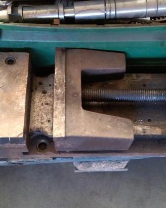 Morsa per trapano fresa o centro di lavoro cnc