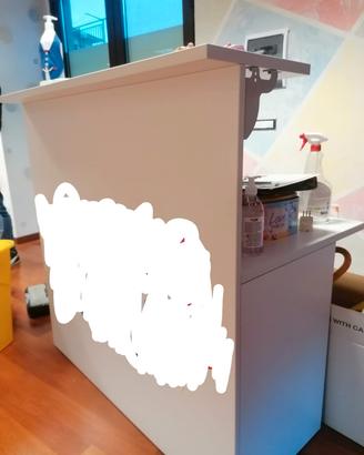 banco reception per negozio