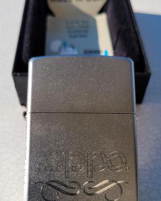 ZIPPO ORIGINAL NUOVO MAI USATO 2011 24335 SCROLL