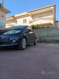 FORD FIESTA DIESEL TITANIUM PERFETTA TAGLIANDATA