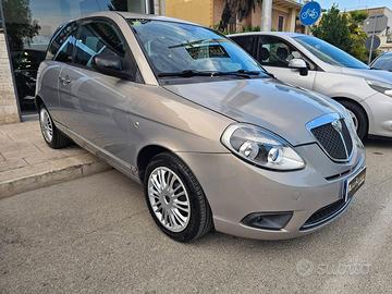 Lancia ypsilon diva