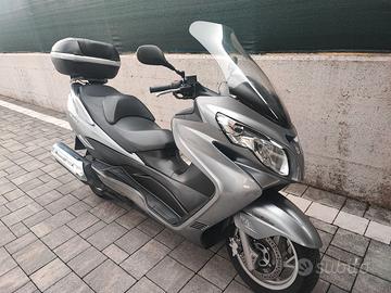 Suzuki Burgman 400