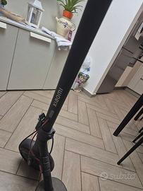 Monopattino xiaomi 4 lite