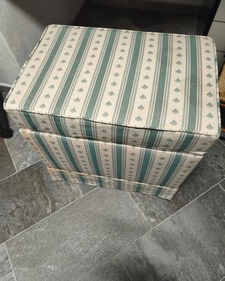 Puff contenitore in legno rivestito