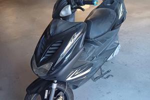 Yamaha Aerox 50