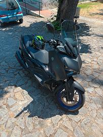 scooter  x max 300