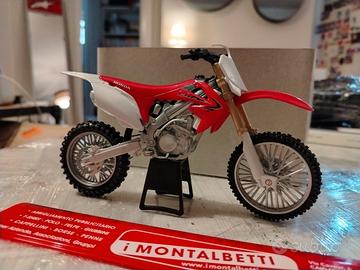Modellino HONDA CRF scala 1/12