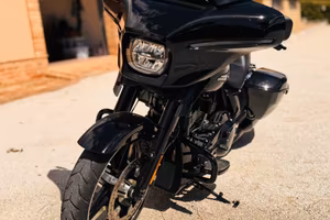 Harley-Davidson Street Glide 117 Black