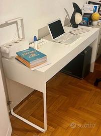 Scrivania Ikea