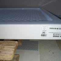 PIATTO DOCCIA GLOBO 140X72H13