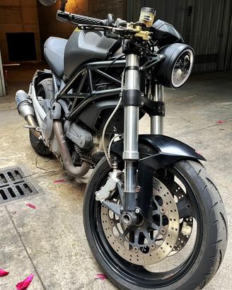 Monster 696 DUCATI - Valuto sc@mbio/permuta!