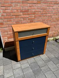 Cassettiera in legno